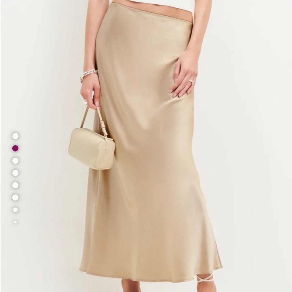 Reformation Layla silk skirt (gold/champagne)